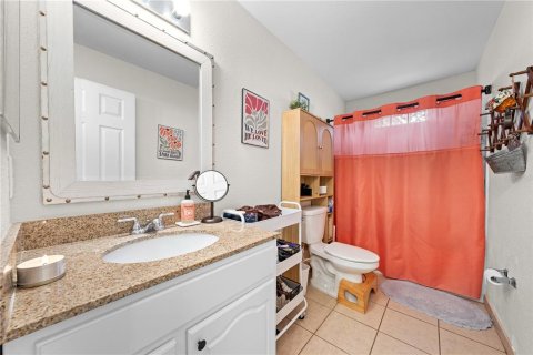 House in Deltona, Florida 3 bedrooms, 115.94 sq.m. № 2216348 - photo 17