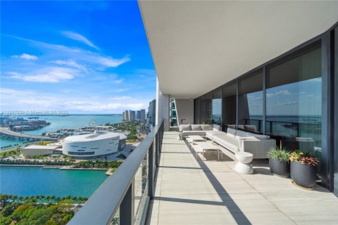 Condo in Miami, Florida, 4 bedrooms  № 1864964 - photo 4