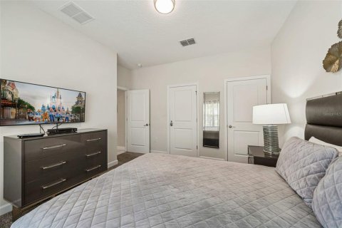 Adosado en venta en Davenport, Florida, 4 dormitorios, 177.81 m2 № 2208048 - foto 9