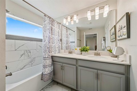 Adosado en venta en Davenport, Florida, 4 dormitorios, 177.81 m2 № 2208048 - foto 19