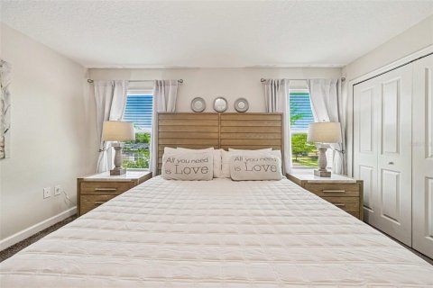 Adosado en venta en Davenport, Florida, 4 dormitorios, 177.81 m2 № 2208048 - foto 5