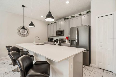 Adosado en venta en Davenport, Florida, 4 dormitorios, 177.81 m2 № 2208048 - foto 12