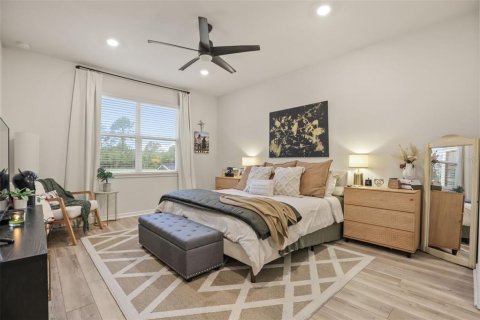 Casa en venta en Clermont, Florida, 5 dormitorios, 269.42 m2 № 2350201 - foto 8