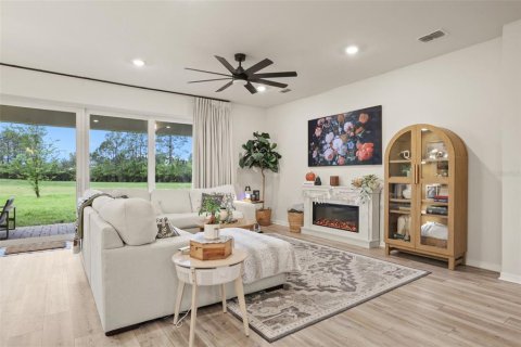 Casa en venta en Clermont, Florida, 5 dormitorios, 269.42 m2 № 2350201 - foto 4