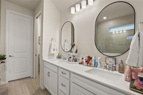 Casa en venta en Clermont, Florida, 5 dormitorios, 269.42 m2 № 2350201 - foto 10