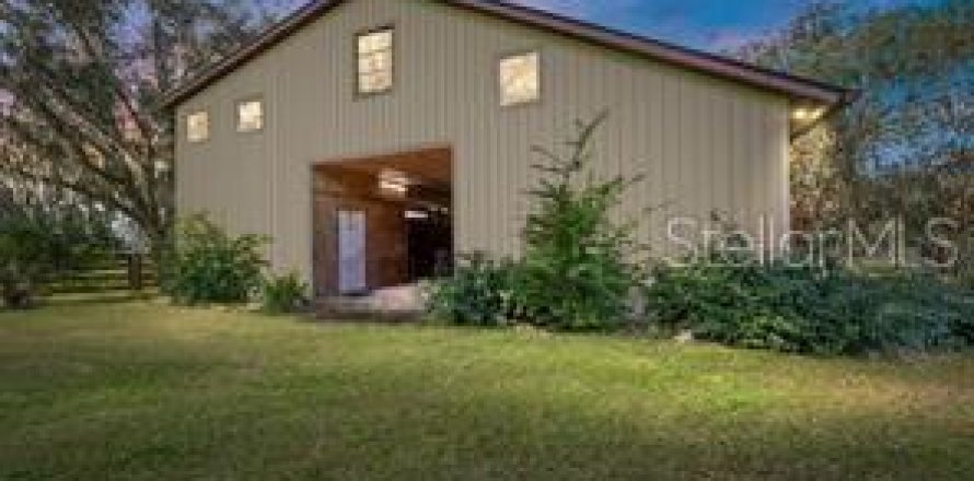Casa en Micanopy, Florida 2 dormitorios, 95.69 m2 № 1903418