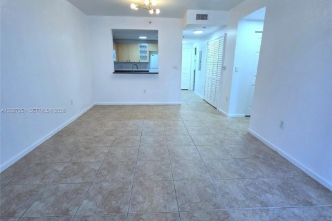 Copropriété à louer à Coral Springs, Floride: 3 chambres, 98.01 m2 № 2357279 - photo 5