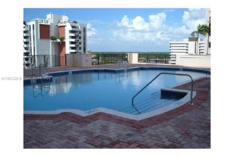 Appartement à louer à Miami, Floride: 2 chambres, 110.37 m2 № 1952333 - photo 5