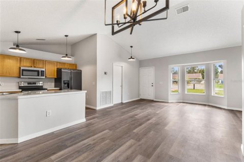 Villa ou maison à vendre à Spring Hill, Floride: 4 chambres, 162.39 m2 № 2427440 - photo 9