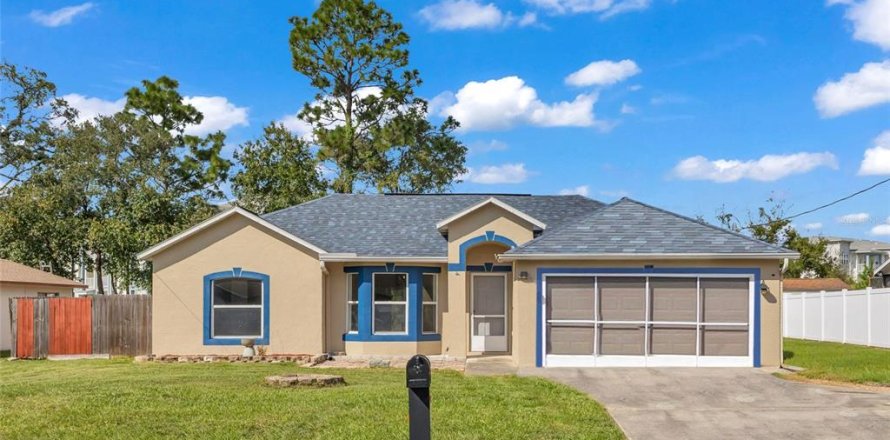 Villa ou maison à Spring Hill, Floride 4 chambres, 162.39 m2 № 2427440