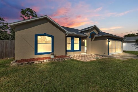 Villa ou maison à vendre à Spring Hill, Floride: 4 chambres, 162.39 m2 № 2427440 - photo 3