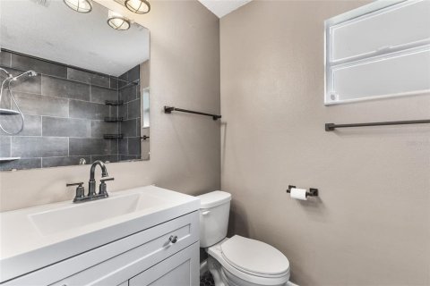Villa ou maison à vendre à Spring Hill, Floride: 4 chambres, 162.39 m2 № 2427440 - photo 25