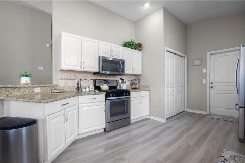 House in Lecanto, Florida 3 bedrooms, 155.89 sq.m. № 1654363 - photo 10