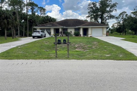 Propiedad comercial en Fort Myers, Florida 201.97 m2 № 2084770