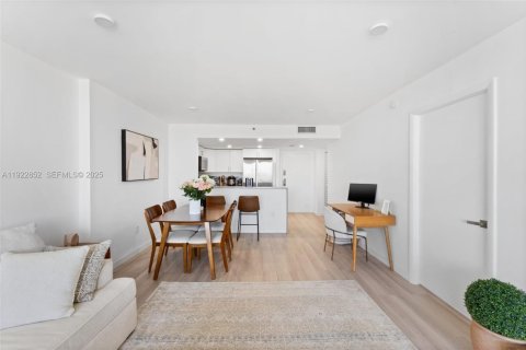 Copropriété à louer à North Miami, Floride: 1 chambre, 72.65 m2 № 1976721 - photo 6