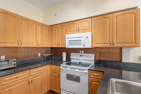 Купить кондоминиум в Гейнсвилл, Флорида 3 комнаты, 130.06м2, № 2226184 - фото 23