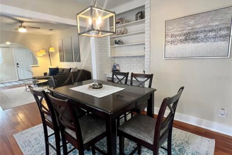 Propiedad comercial en venta en Clearwater, Florida, 13 dormitorios, 241.55 m2 № 1898756 - foto 7