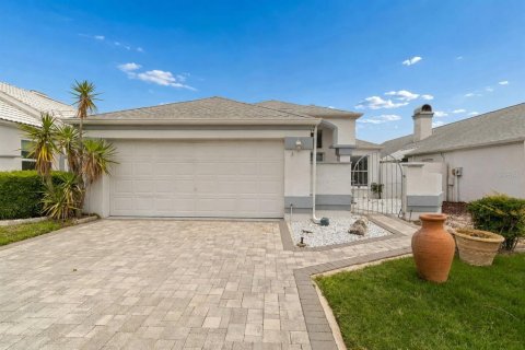 Villa ou maison à Spring Hill, Floride 2 chambres, 135.73 m2 № 2096471