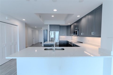 Copropriété à vendre à Clearwater, Floride: 3 chambres, 163.51 m2 № 2205881 - photo 6