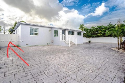 Дом в Хайалиа, Флорида 2 спальни, 138.61м2 № 2060723