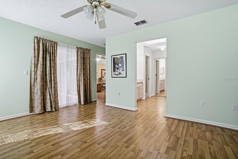 Купить виллу или дом в Лисбург, Флорида 8 комнат, 162.11м2, № 2110916 - фото 27
