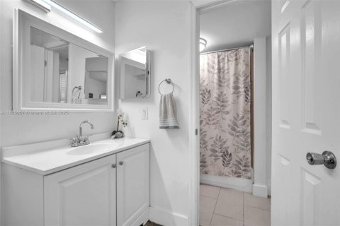 Снять в аренду кондоминиум в Дейви, Флорида 1 спальня, 60.76м2, № 1958386 - фото 19