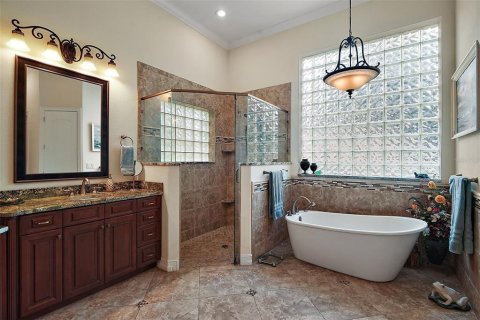 House in Clermont, Florida 4 bedrooms, 266.91 sq.m. № 1884402 - photo 20
