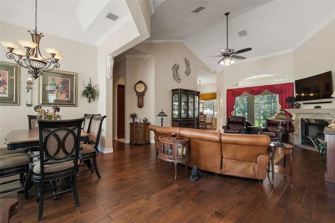 House in Clermont, Florida 4 bedrooms, 266.91 sq.m. № 1884402 - photo 10