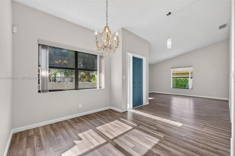 Villa ou maison à vendre à Margate, Floride: 3 chambres, 150.04 m2 № 2044772 - photo 24