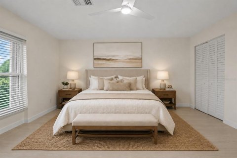 Condo in Sun City Center, Florida, 2 bedrooms  № 2210126 - photo 15