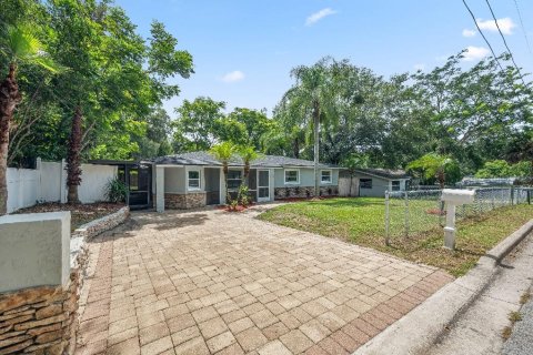 Villa ou maison à vendre à DeLand, Floride: 3 chambres, 118.45 m2 № 1909694 - photo 2