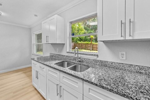 Villa ou maison à vendre à DeLand, Floride: 3 chambres, 118.45 m2 № 1909694 - photo 15