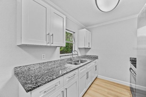 Villa ou maison à vendre à DeLand, Floride: 3 chambres, 118.45 m2 № 1909694 - photo 13