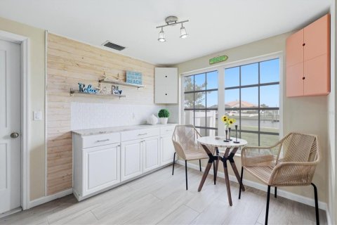 Condo in Englewood, Florida, 3 bedrooms № 2221708 - photo 18