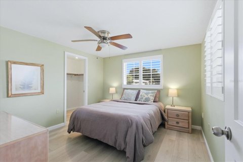 Condo in Englewood, Florida, 3 bedrooms № 2221708 - photo 24