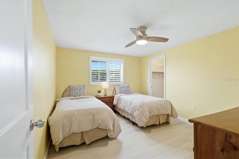 Condo in Englewood, Florida, 3 bedrooms № 2221708 - photo 25