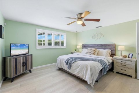 Condo in Englewood, Florida, 3 bedrooms № 2221708 - photo 20