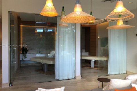 Купить кондоминиум в Норт-Майами-Бич, Флорида 2 спальни, 104.33м2, № 2003523 - фото 23