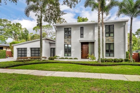 Casa en Orlando, Florida 5 dormitorios, 371.7 m2 № 2112947