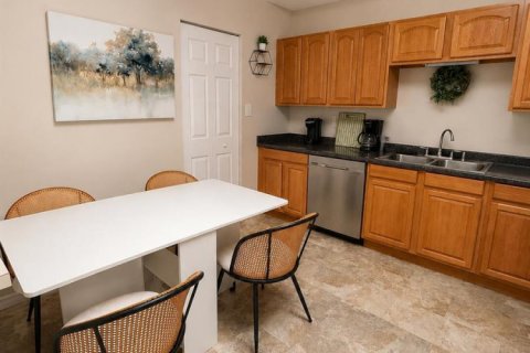 Appartement à louer à St. Lucie, Floride: 2 chambres, 118.91 m2 № 2177127 - photo 4