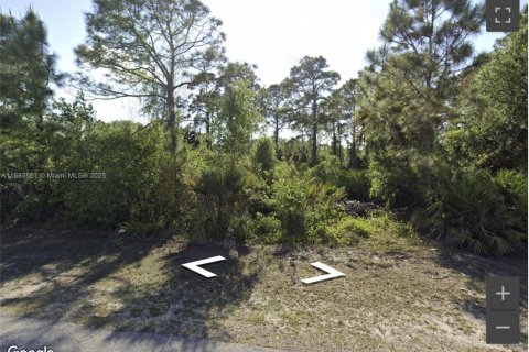 Земельный участок в Лихай-Эйкерс, Флорида № 1978938