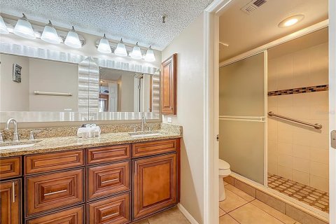 Copropriété à vendre à Indian Shores, Floride: 2 chambres, 130.06 m2 № 2102296 - photo 25
