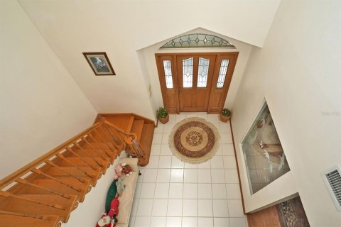 House in Merrit Island, Florida 4 bedrooms, 285.77 sq.m. № 2111439 - photo 10