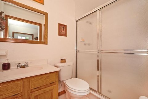 House in Merrit Island, Florida 4 bedrooms, 285.77 sq.m. № 2111439 - photo 7