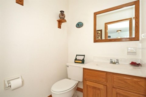 House in Merrit Island, Florida 4 bedrooms, 285.77 sq.m. № 2111439 - photo 27