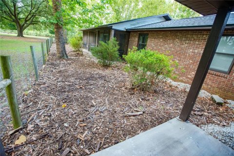 House in Alachua, Florida 7 bedrooms, 292.27 sq.m. № 2200507 - photo 10