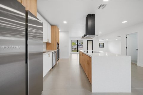 Villa ou maison à vendre à Miami, Floride: 4 chambres, 173.91 m2 № 2072599 - photo 16