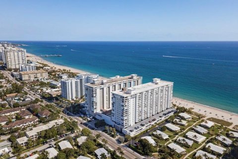 Condominio en venta en Pompano Beach, Florida, 2 dormitorios, 141.21 m2 № 2247937 - foto 29