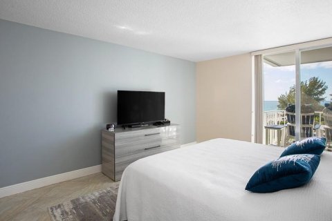 Condominio en venta en Pompano Beach, Florida, 2 dormitorios, 141.21 m2 № 2247937 - foto 9