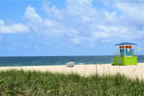 Condominio en venta en Pompano Beach, Florida, 2 dormitorios, 141.21 m2 № 2247937 - foto 13